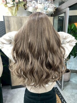 アミリー ひたち野うしく店(Amily) ハイライトバレイヤージュダブルカラーケアブリーチ20代30代