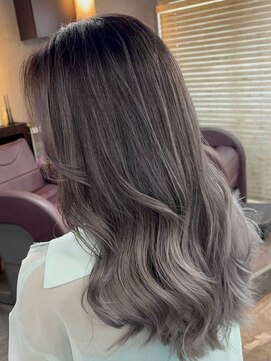 アポロ 横浜駅店(apollo) ブリーチ/ミディアムヘア/デザインカラー/フェイスフレーミング