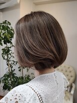 ヨシトモ(YOSHITOMO) 白髪ぼかしハイライト