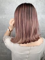 アンダーバーホワイト 堺東店(_WHITE)&nbsp;バレイヤージュ/カラー/ハイライト/グラデーション