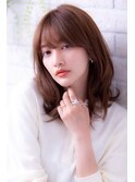 暖色系カラーピンクグレージュアンニュイ外ハネ切りっぱなしロブ