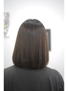 アイチャンネル ヘアデザイン(i CHANNEL hairdesign) 大人ロブスタイル