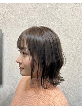 エフ ナカイタバシ(F) 外はねボブ