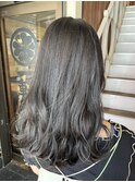 グレージュ×透明感
