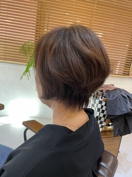 チリンバイロストシティー(Chillin by LOSTCITY) ショートボブ髪質改善白髪ぼかし