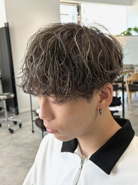 ラヴィズムバイフィフス(LUVISM by fifth) 波巻きスパイラルパーマハイライト万代新潟駅