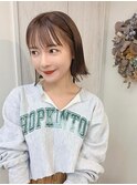 韓国風 ナチュラル Aラインの甘辛ショートボブ ベージュ