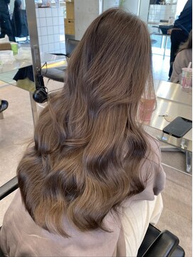 サンクマーケット 渋谷(cinq MARKET) 渋谷ブリーチカラーハイトーンヘーゼルグレージュカラー韓国ヘア