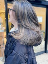 ユウヘアー 三軒茶屋店(U Hair) 白髪ぼかしハイライト×大人ロング