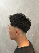 ザ クラン バイ ヘッドライト 仙台長町店(THE CLAN by HEADLIGHT)&nbsp;【フェードカット】アップバング/ツーブロ/ロースキンフェード
