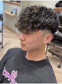 海外風パーマスペインカール刈り上げショート h