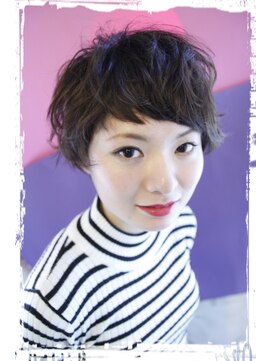 ブーケ(BOUQUET) バッサリ切ってみんなを驚かせたい人におすすめのヘアスタイル