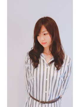 ルシア(Lucia) ゆるふわロングスタイルの出来上がり!