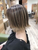 ジゼル(gisele)&nbsp;ロブ×バックコームバレイヤージュ