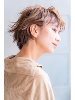 アメリ 新宿(Ameri)&nbsp;Ameri 透け感小顔ベビィショート　イルミナカラー　【新宿】