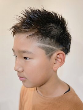 ロックス(ROX) ツーブロショート　ライン入り