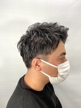 クオリス 上福岡店(QUALIS) 刈り上げ/ツーブロ/アップバング/束感ショート/ビジネススタイル