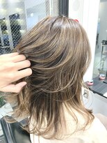 ステアケース 武蔵小杉店(stair:case)&nbsp;【助川】白髪ぼかし/バレイヤージュ/20代30代40代ヘアスタイル