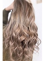 ラビス 浦和(Lovis) 魅力倍増カール/セミディ/シアーカラー/ダークアッシュ/姫カット