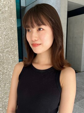 ローネス(LONESS) 柔らかいブラウンベージュ【表参道/青山】