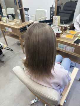 ロッコ 船橋駅(Rocco) 1ブリーチで作る透け感ミルクティーベージュ 船橋駅 船橋