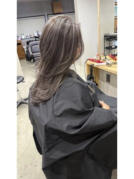 ラルティティ(Lull...Titi) 曽田遥菜　レイヤーカット