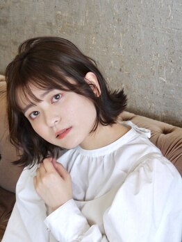 フラッシュ ヘアーアンドスキン(Flash hair&skin)の写真/[半田市/名鉄住吉町駅]印象を左右する顔周りのカットもお任せ！骨格・髪質に合わせたカットで小顔魅せも◎