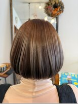 カミリー(Kamily)&nbsp;グラデーションカラーボブ