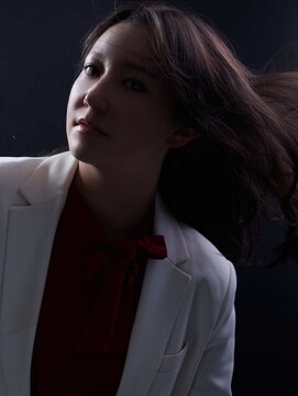 アンアタッシュ(UNE ATTACHE) Breath of Nocturne|透明感カラー×レイヤー×トレンドヘア