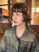 ニーム 栄(nimes)&nbsp;マフラーに合うフレンチボブパーマ