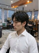 ジェットブラックキューサンロク(JET BLACK 936)&nbsp;風を味方にする、大人のビジネスフェザーパーマ