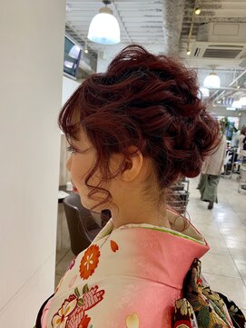 ヘアー＆フェイス ヤマ　ｈａｉｒ＆ｆａｃｅ　Ｙａｍａ 成人式スタイル