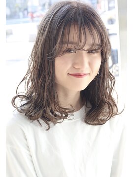 コワファースト 大分(COIFF1RST) ナチュラルアッシュカラー