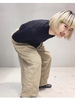 テトヘアー(teto hair)&nbsp;鳥カラー　黄緑　ホワイトブロンド  ワイドバング