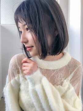 アコロン(acoron) 小顔×ピンクベージュ×ハイライトカラー×イルミナ×新宿