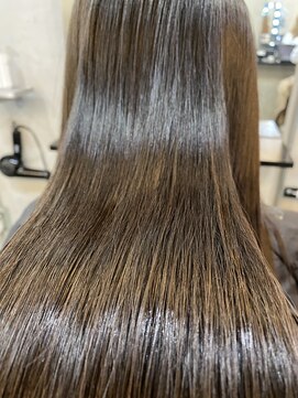 エヴァー(ever) マッシュ/くびれヘア/ビタミンカラー[表参道駅/原宿駅]