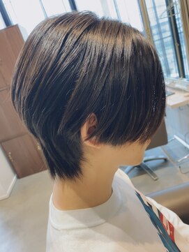 アイボリードット(ivory.) ウルフカット