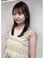 ストレート　オリーブグレージュ　流し前髪