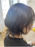 外ハネショートボブ