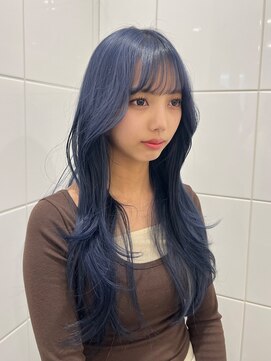 ニール(nier) ロングレイヤーカット韓国ヘアブルーカラー広島レイヤーカット