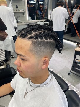 スタッグス 北千住(STUG'S) スペインカール/スパイキーショート[北千住/理容室]