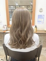 ネオリーブカップ 町田店(Neolive capu)&nbsp;ブリーチダブルカラー☆ミルクティーベージュ