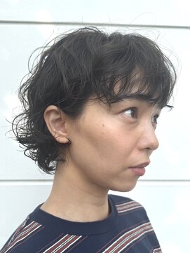 ビュートリアム 福岡(BEAUTRIUM) カーリーショートボブ