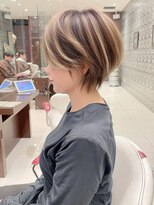 アース 栄店(HAIR&MAKE EARTH) earthショートレイヤーボブミルクティー丸みショートボブ