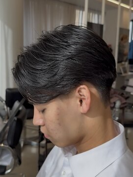 アコロン(acoron.) センターパート/ニュアンス/毛流れ/池袋メンズカット