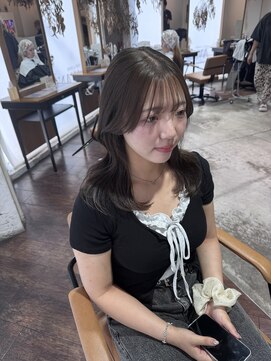 アヴァンスアンス 広島袋町店(AVANCE.ens) オリーブ × グレージュ