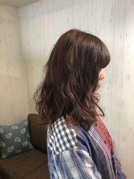 ハウオリ ヘアーワークス(Hauoli hair works) ツヤ感レッド