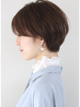 サーカス バイ ビュートリアム 青山(CIRCUS by BEAUTRIUM) 大人可愛い　耳かけショート　ショート　くびれショート