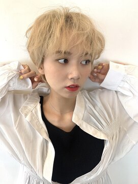 バズ(BUZZ) マッシュショート★鈴木千裕