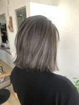 リベルタ(Liberta)&nbsp;白髪ぼかしハイライト